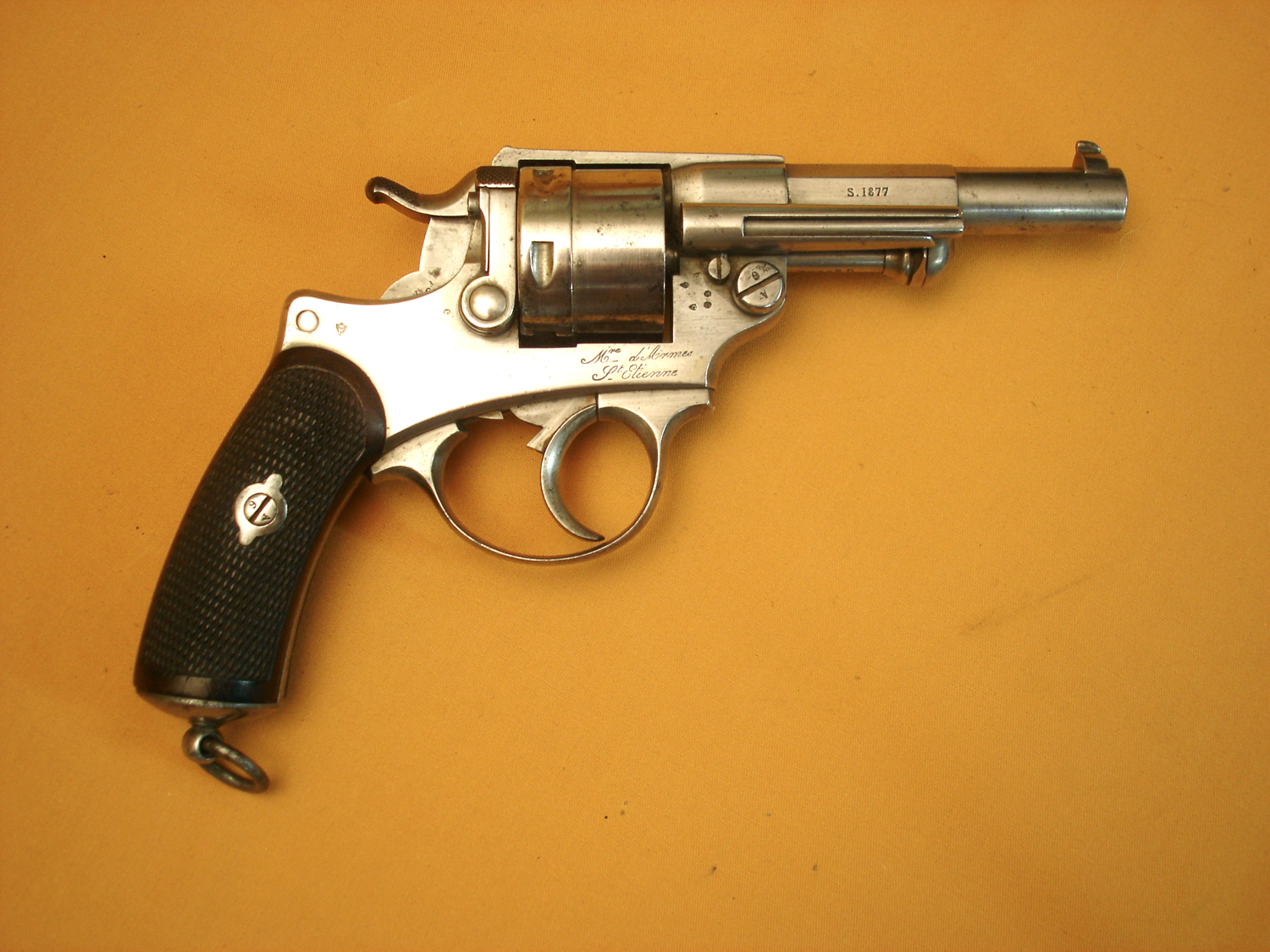 Revolver mod.1873, daté 1877.
