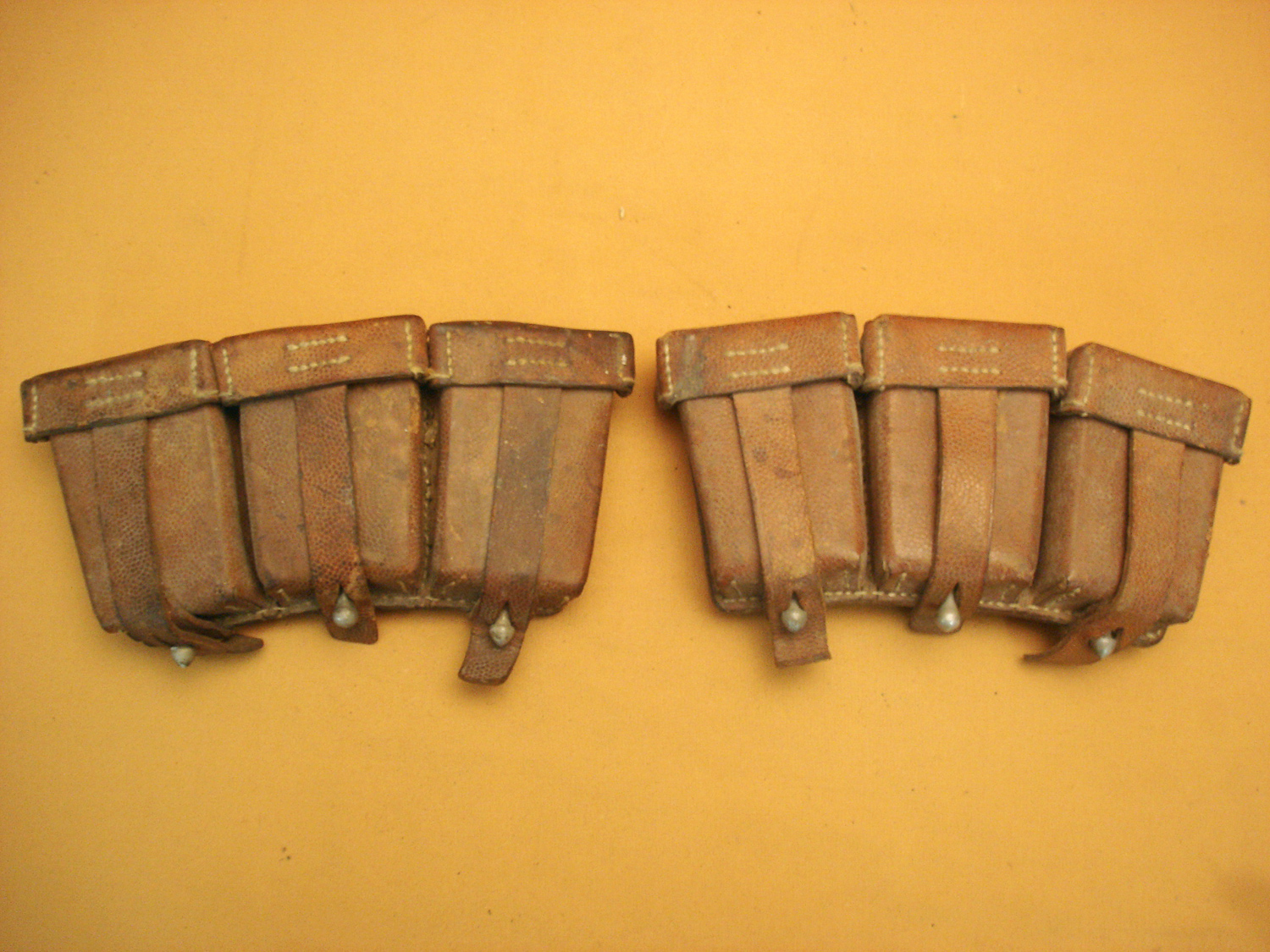 Cartouchières Mauser 98K.