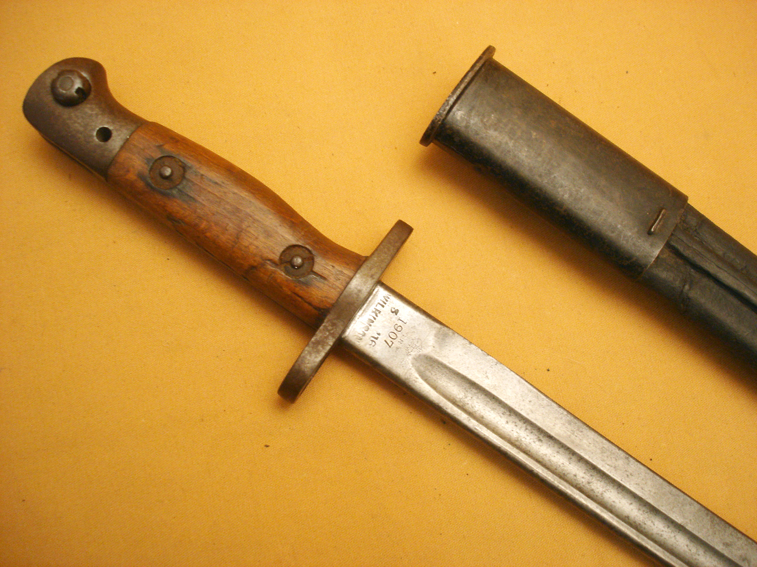 Baïonnette Enfield 1907.